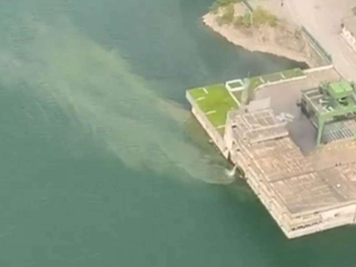 Snimak eksplozije hidroelektrane u Italiji