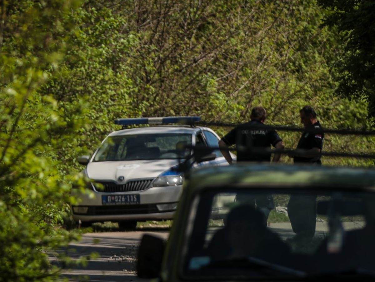 Novo groblje selo Zlot (9) copy.jpg