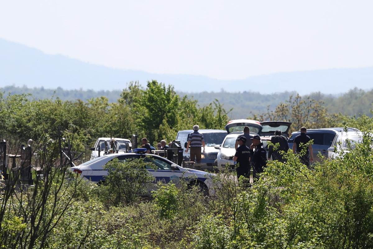 Prazna kuća majke osumnjičenog za ubistvo Danke Ilić