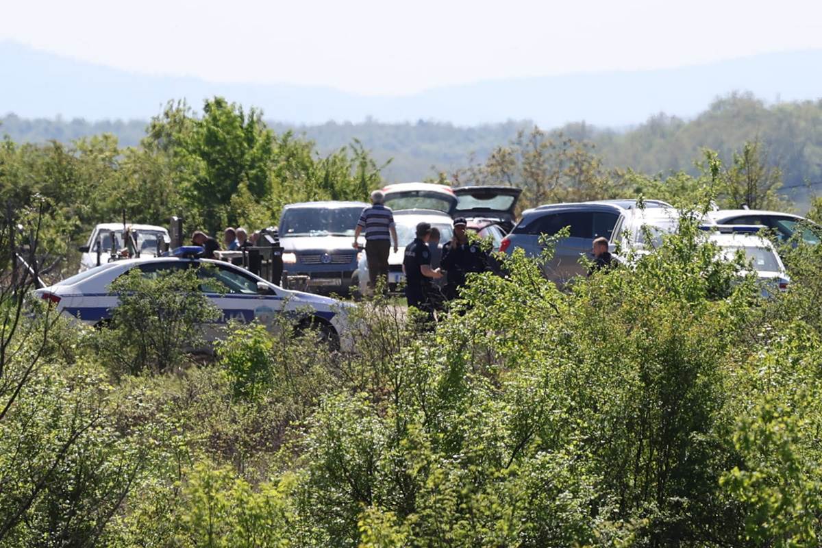 Prazna kuća majke osumnjičenog za ubistvo Danke Ilić