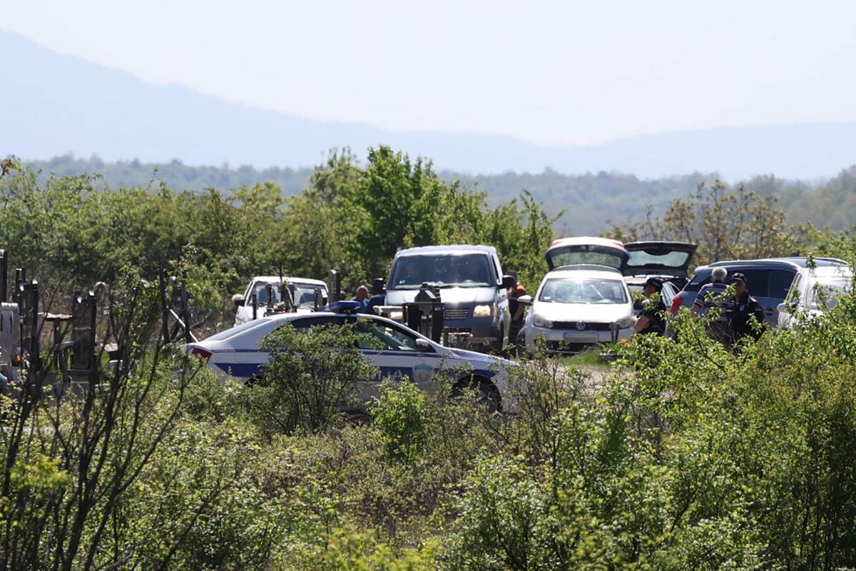 Prazna kuća majke osumnjičenog za ubistvo Danke Ilić