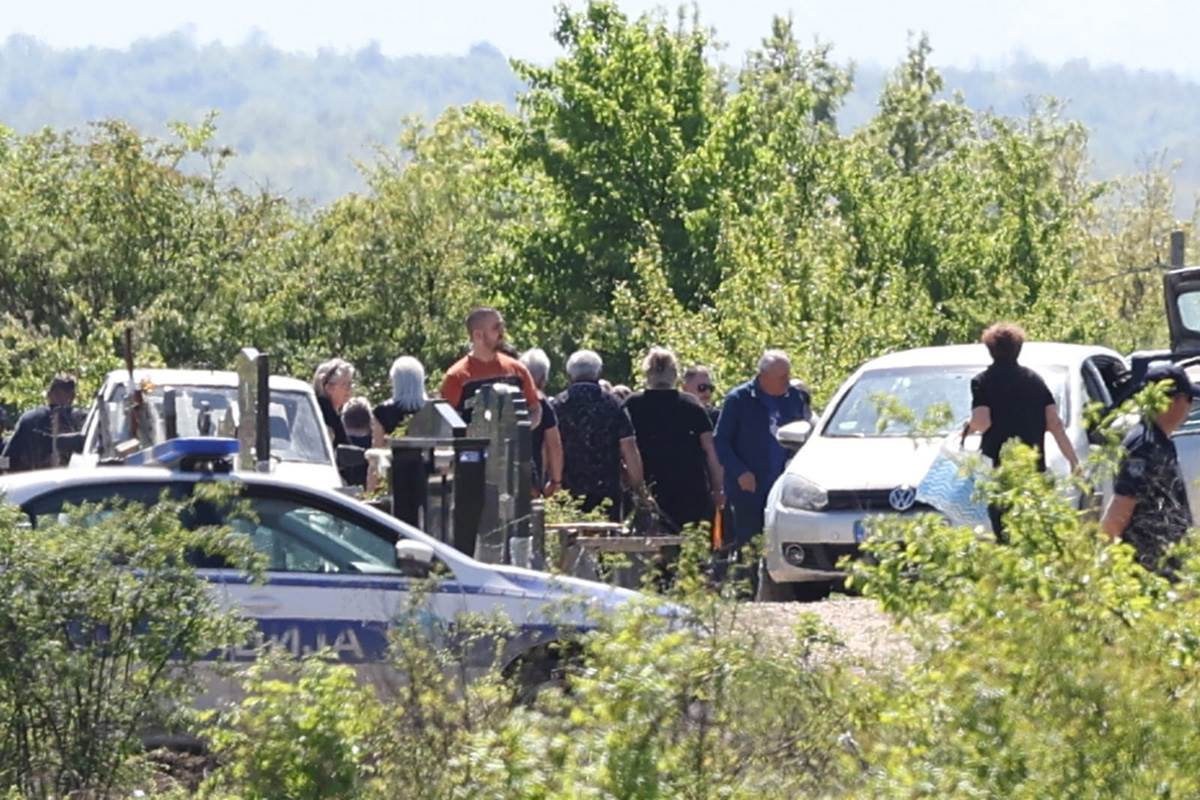 Prazna kuća majke osumnjičenog za ubistvo Danke Ilić