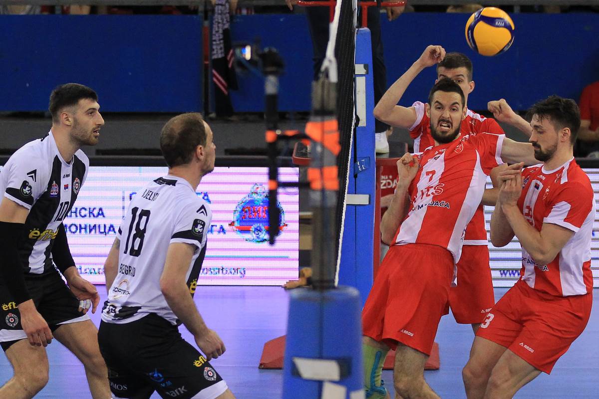 Crvena zvezda pobedila Partizan u odbojci, prva utakmica finala plej-ofa 2024