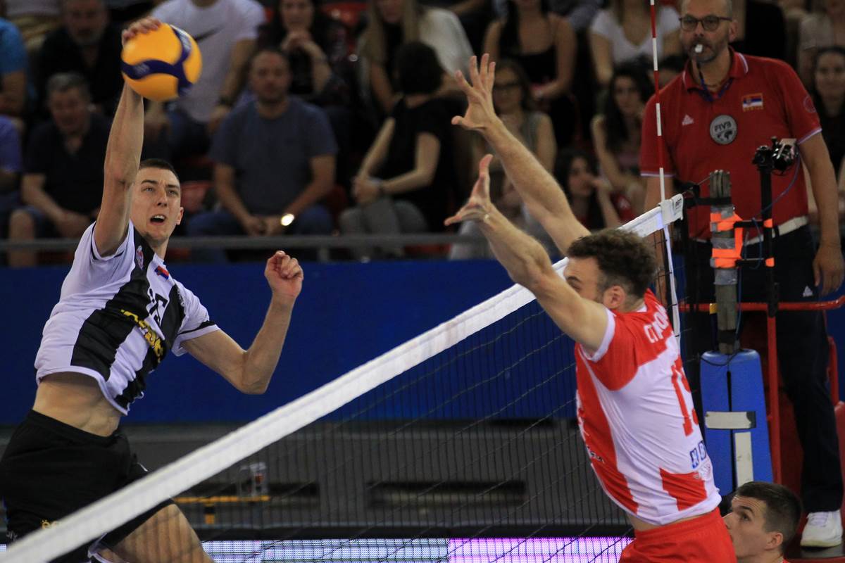 Crvena zvezda pobedila Partizan u odbojci, prva utakmica finala plej-ofa 2024