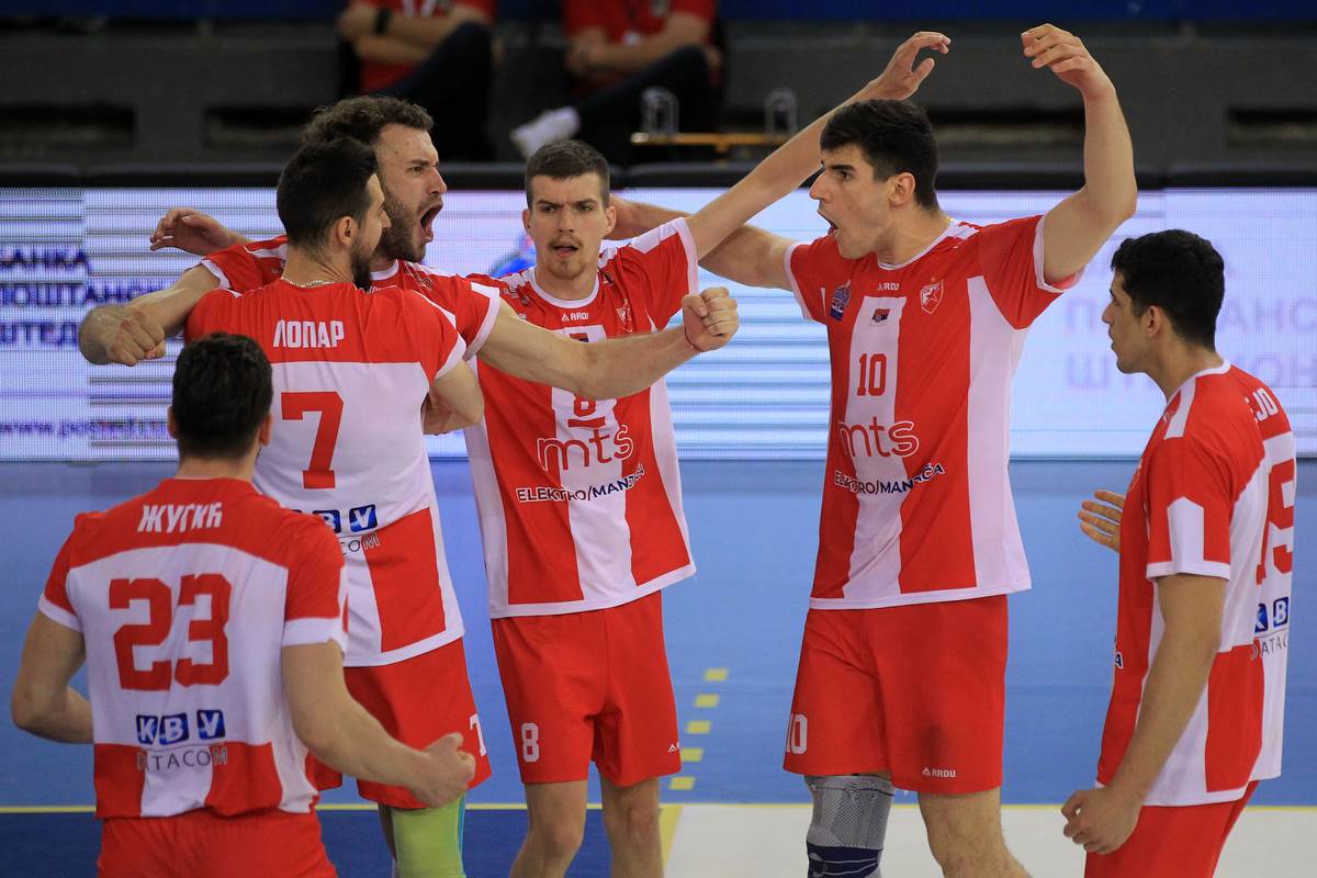 Crvena zvezda pobedila Partizan u odbojci, prva utakmica finala plej-ofa 2024