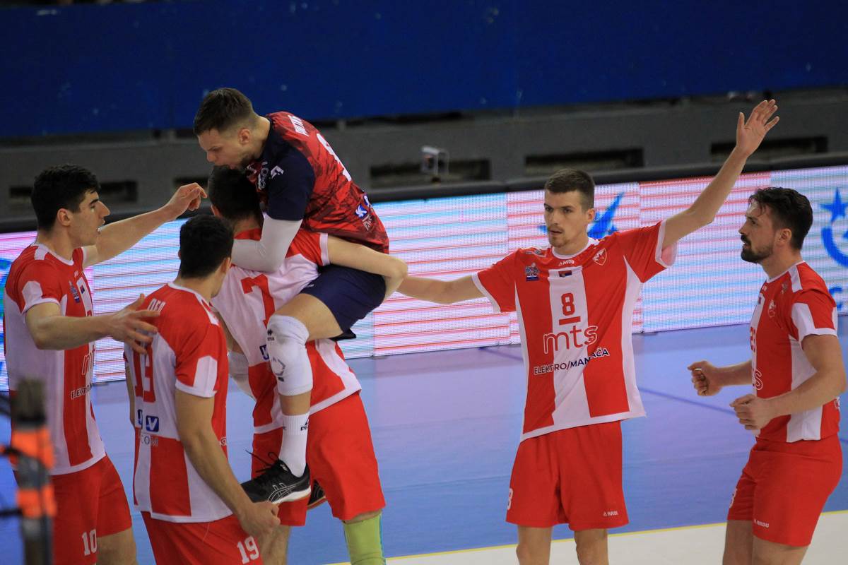 Crvena zvezda pobedila Partizan u odbojci, prva utakmica finala plej-ofa 2024