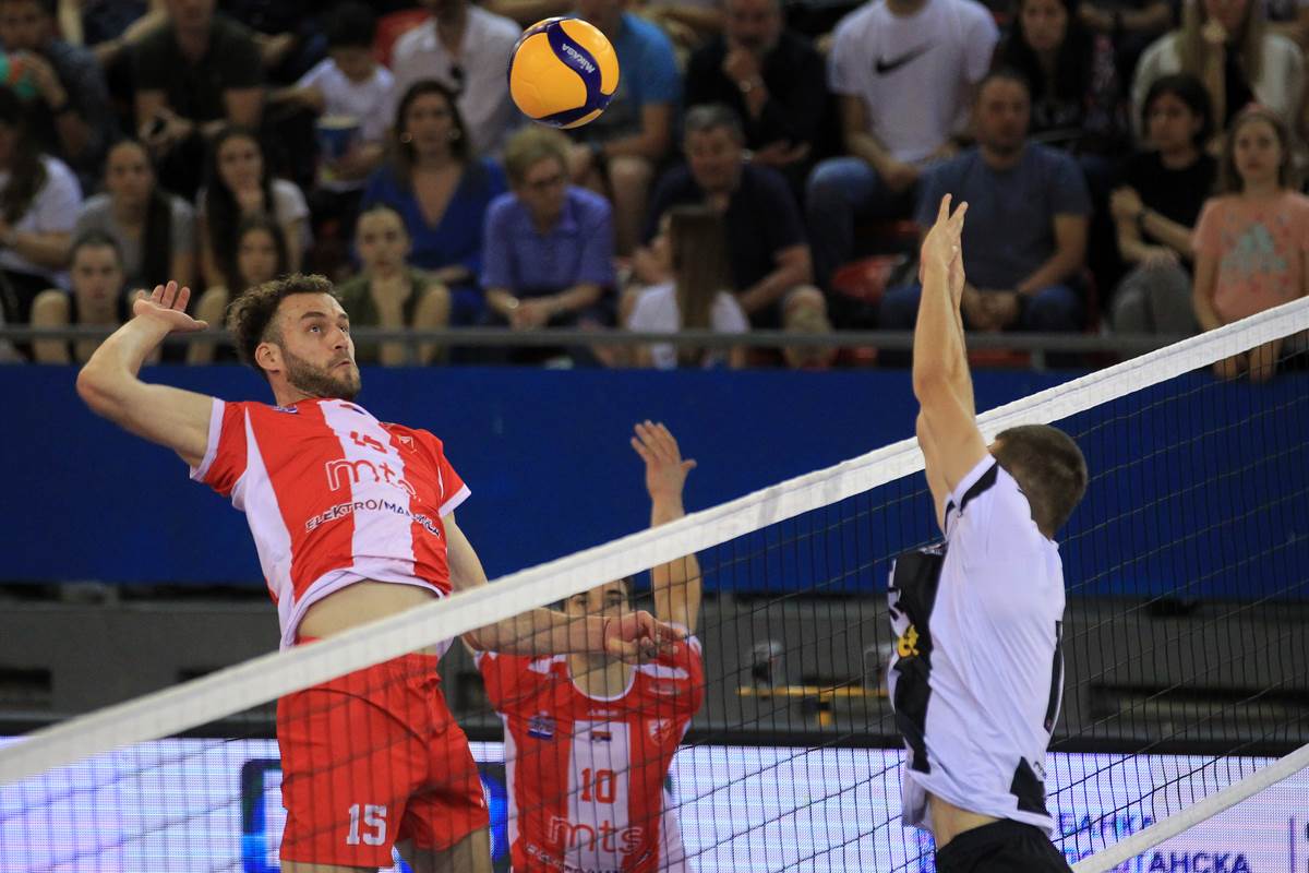 Crvena zvezda pobedila Partizan u odbojci, prva utakmica finala plej-ofa 2024