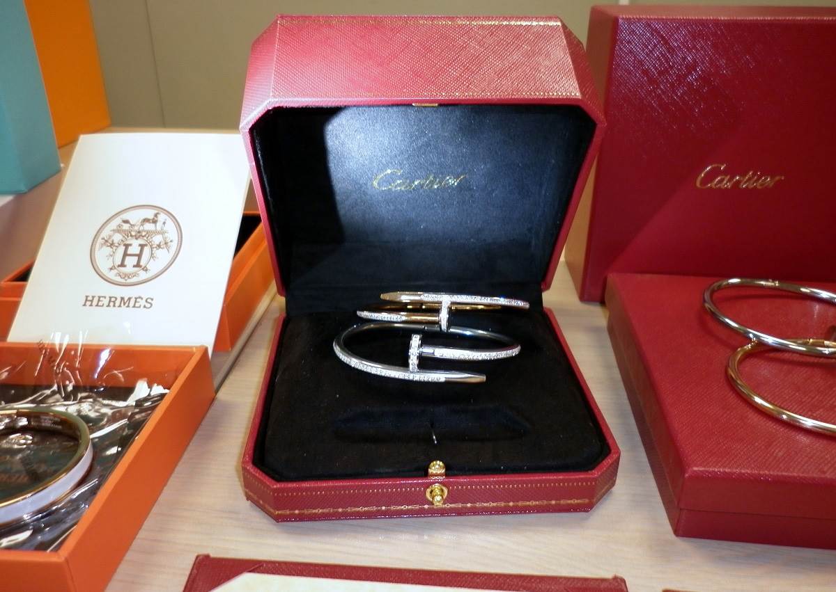 Firmirana roba (3).jpg