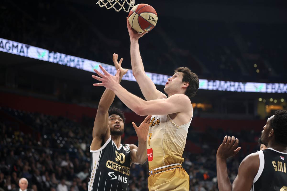 Kk Partizan - Igokea (2).JPG