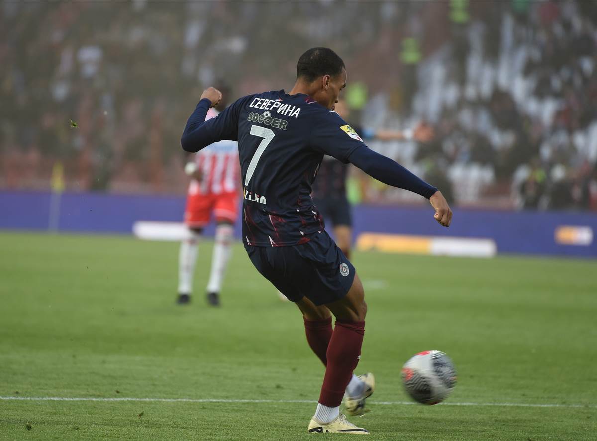 zvezda partizan derbi (12).jpg