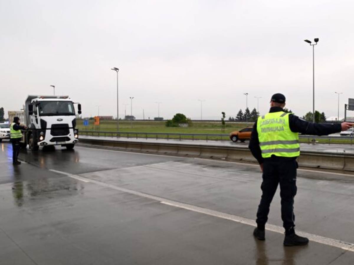 Uklanjanje bombe nis.png