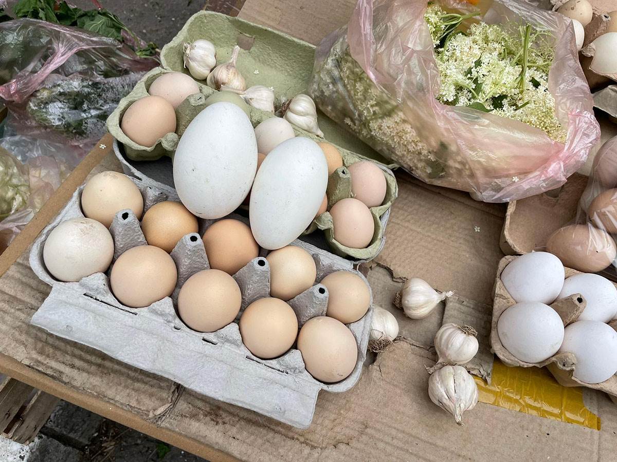 Jaja Pijaca tezga (3) copy.jpg