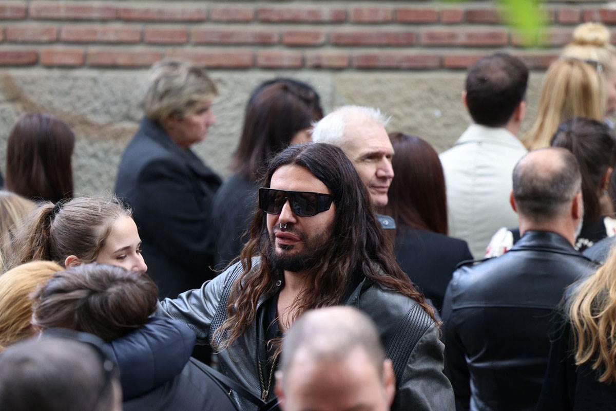 Sahrana Bojane Janković Kurir (37) copy.jpg