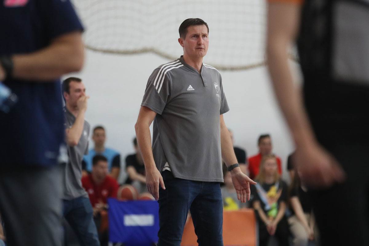 Juniori Mege pobedili Zvezdu 38 razlike u finalu i osvojili titulu