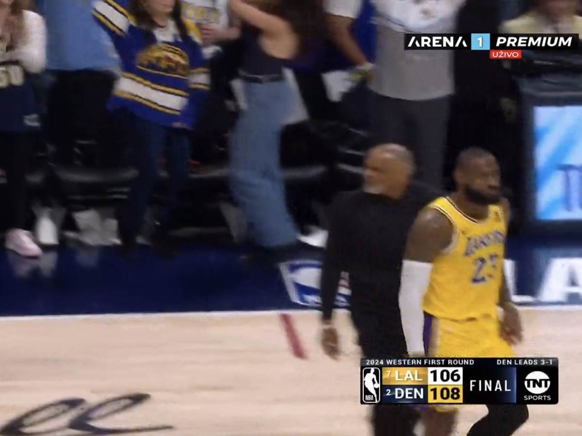 Lebron Džejms (4).jpg