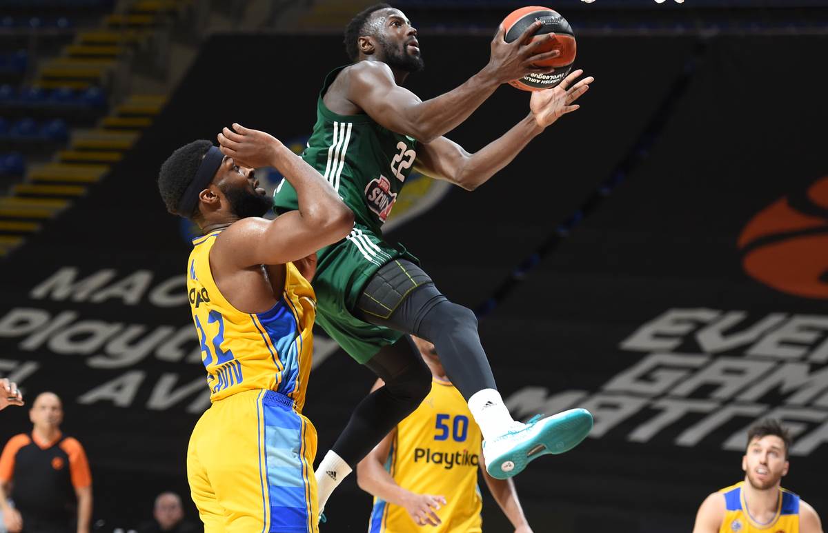 MACCABI vs PANATHINAIKOS (12).jpg