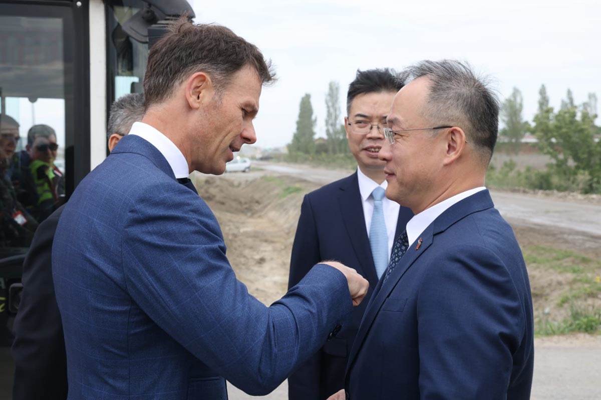 Surcin, stadion (16) copy.jpg