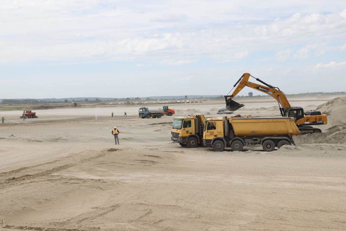 Surcin, stadion (7) copy.jpg