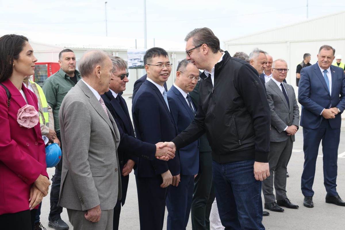 Surcin, stadion (8) copy.jpg