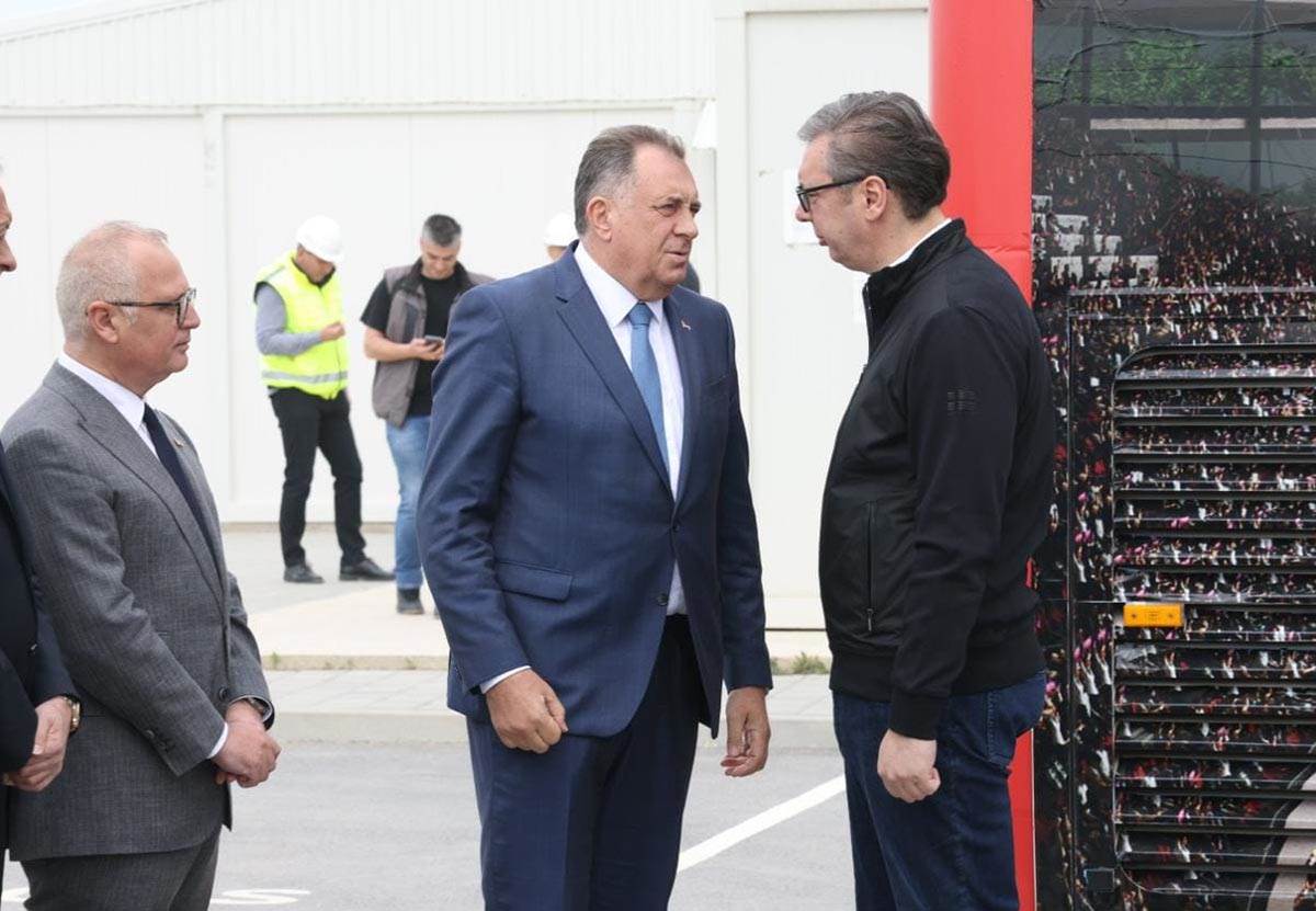 Surcin, stadion (11) copy.jpg