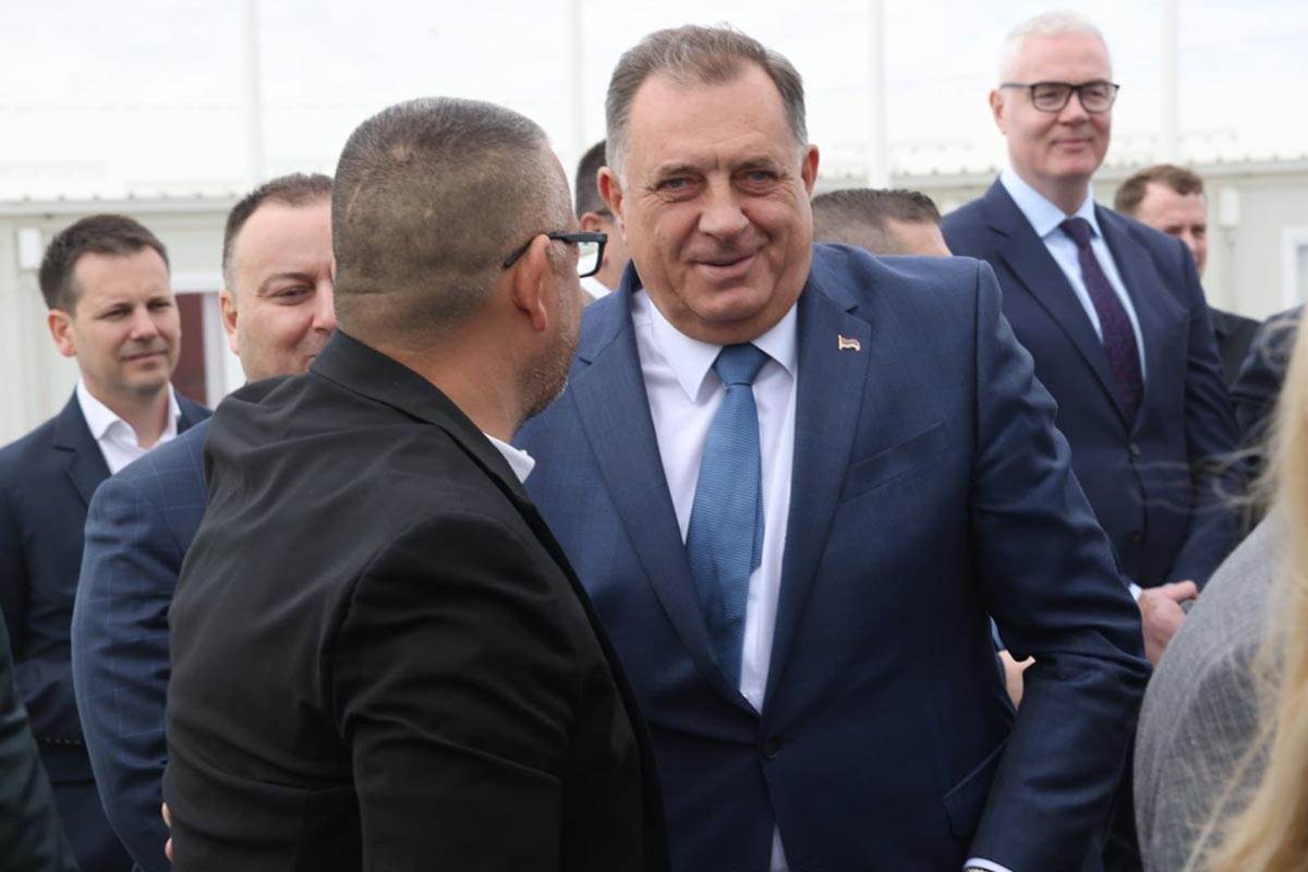 Surcin, stadion (21) copy.jpg