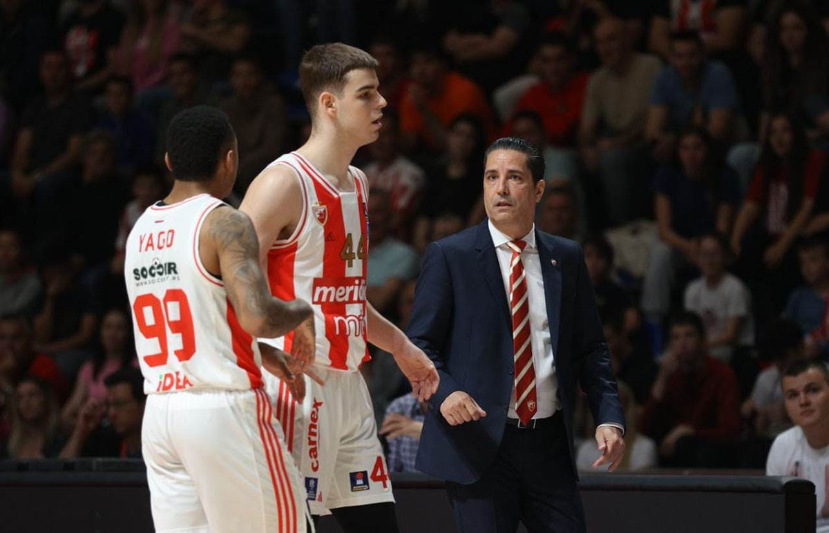 Crvena Zvezda-Mega (7).jpg