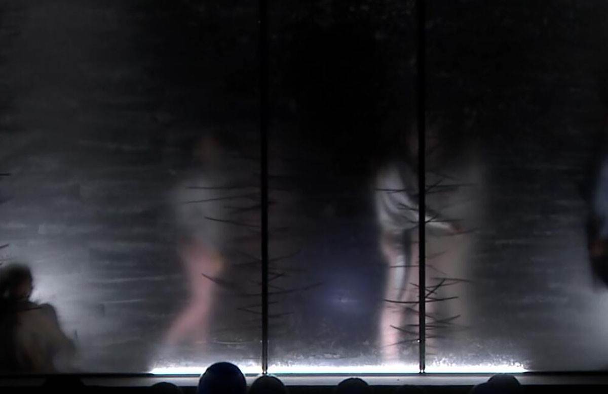 Scenski program posvećen stradalima u Ribnikaru i Mladenovcu (2).jpg