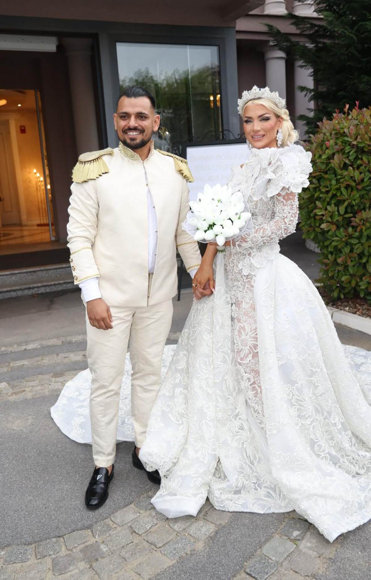 Milica Kemez i Bora Santana venčanje (2).jpg