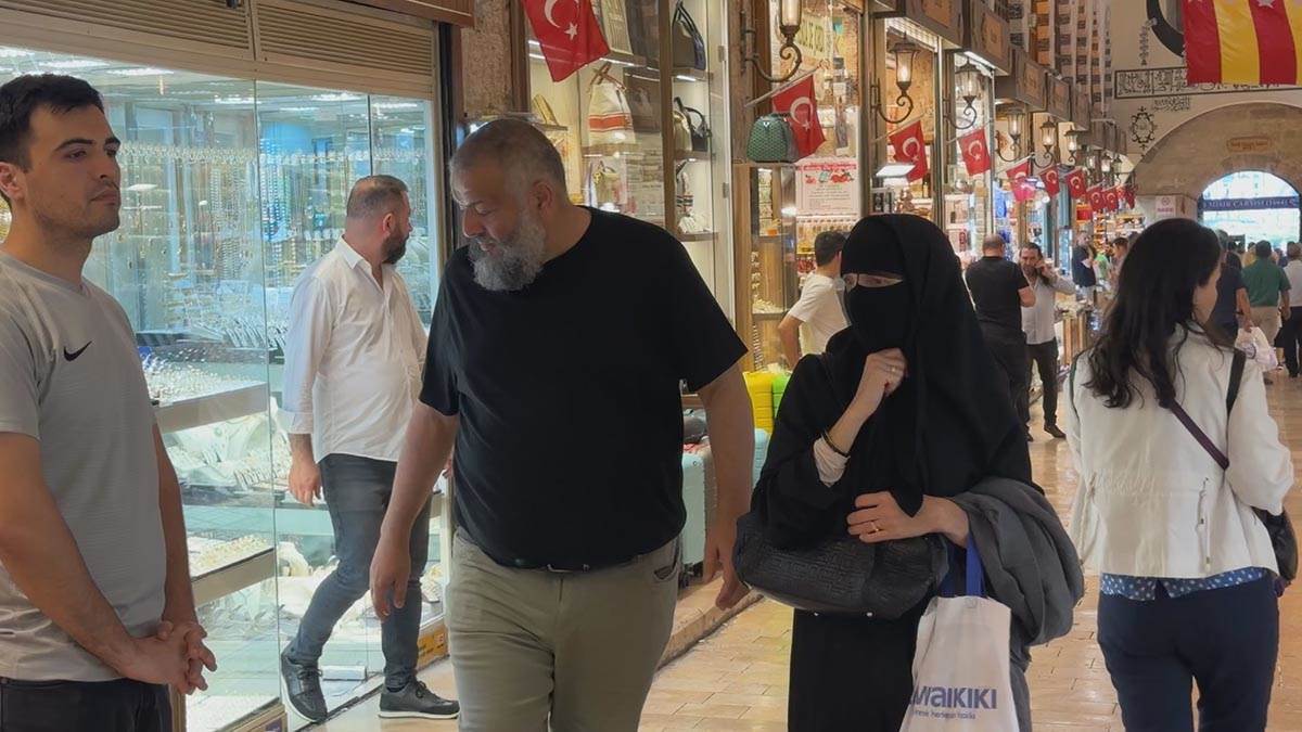 Ovo je najveća i najstarija natkrivena pijaca na svetu (9).jpg