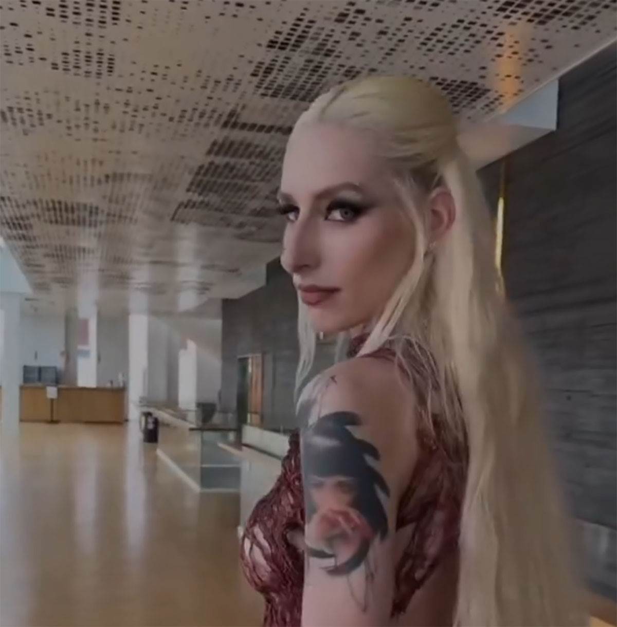 Ko je Raiven predstavnica Slovenije na Evroviziji