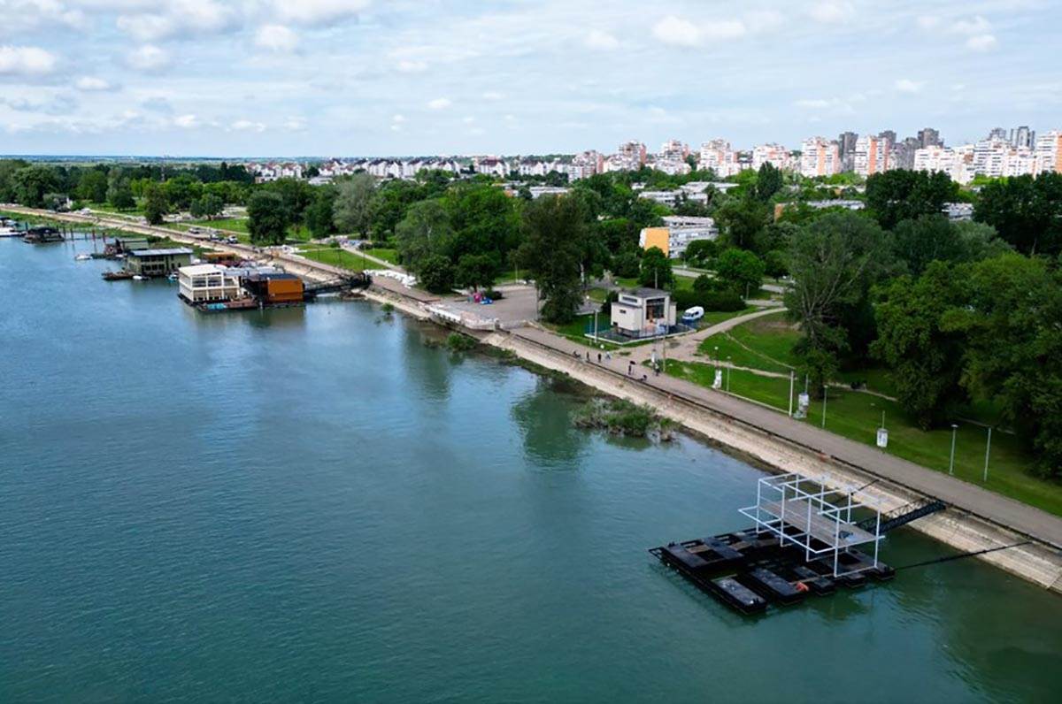 Screenshot_1 copy.jpg