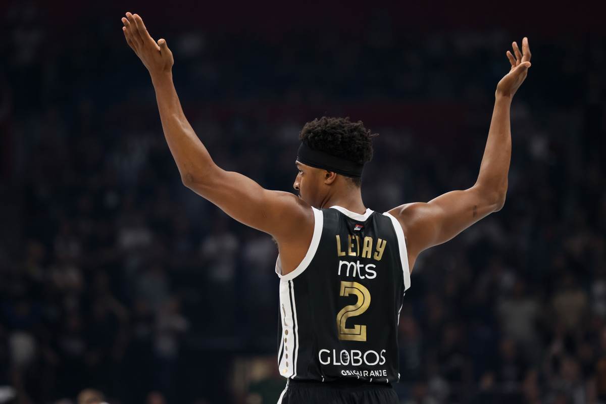 Sudije kasnile na Partizan Budućnost 