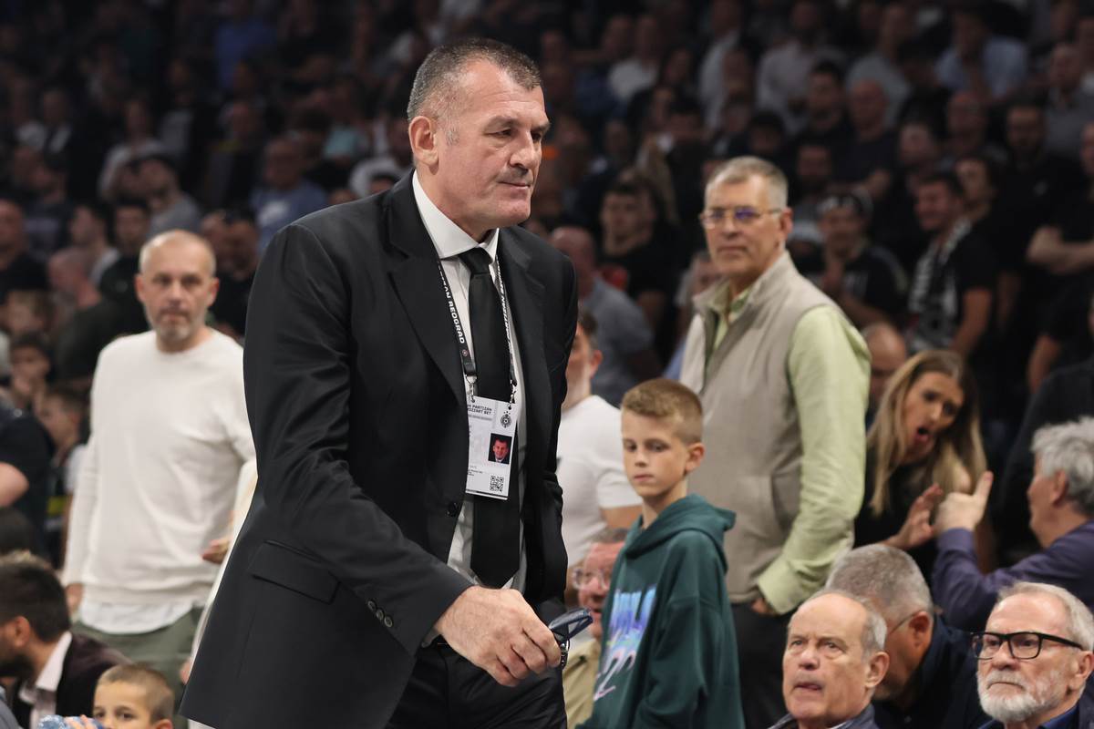 Sudije kasnile na Partizan Budućnost 