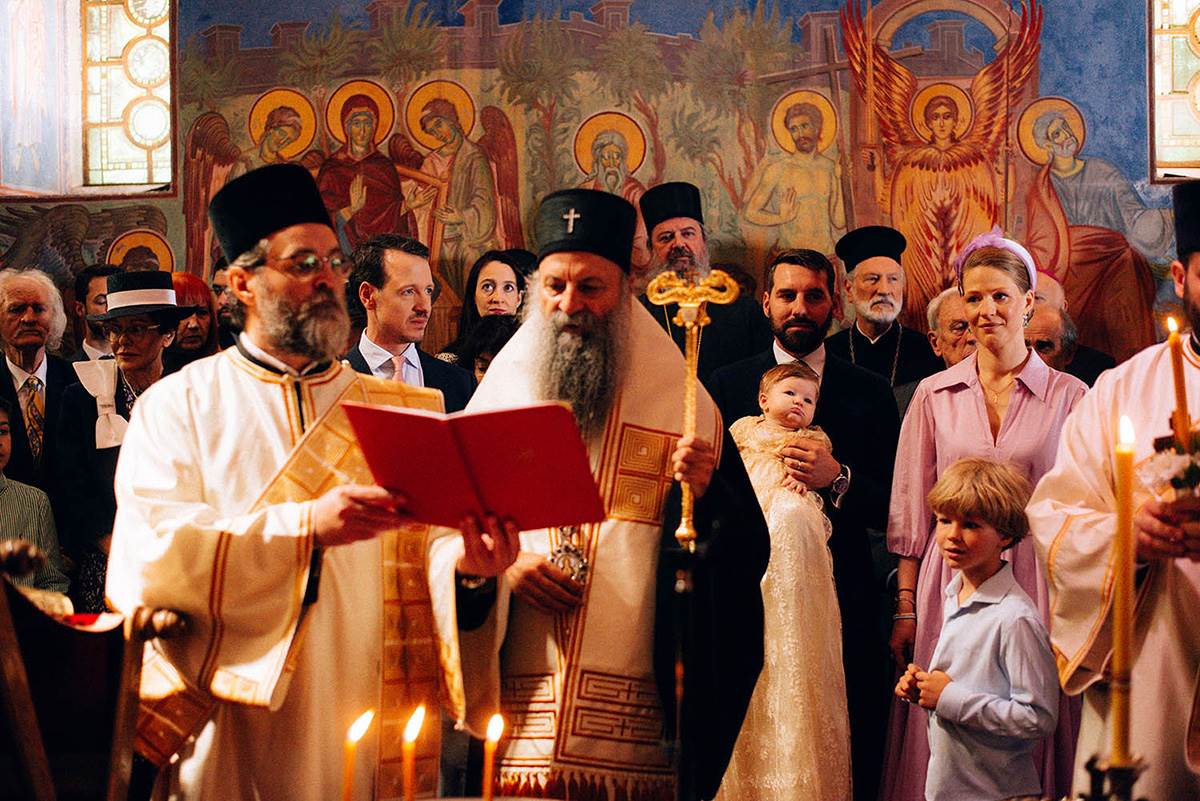 PATRIJARH PORFIRIJE KRSTIO PRINCEZU MARIJU U DVORSKOJ KAPELI (1).jpg
