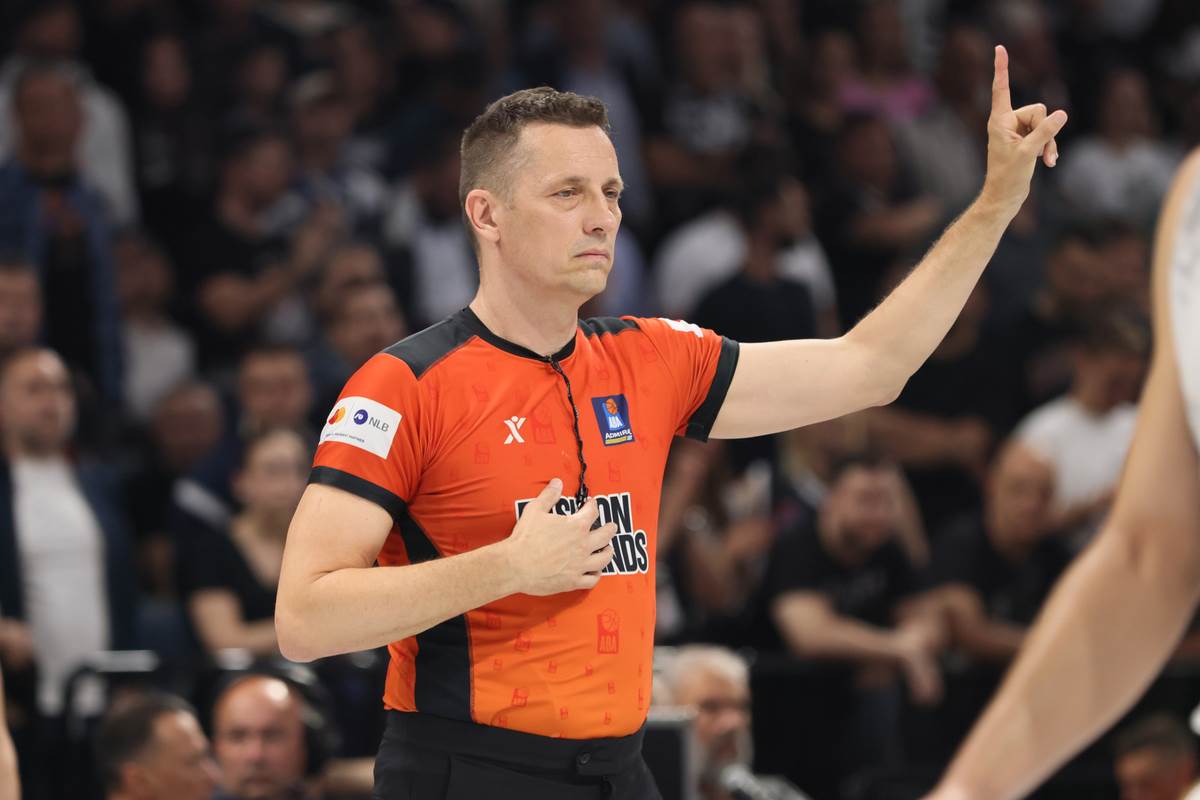 Saša Pukl sudi meč ABA lige