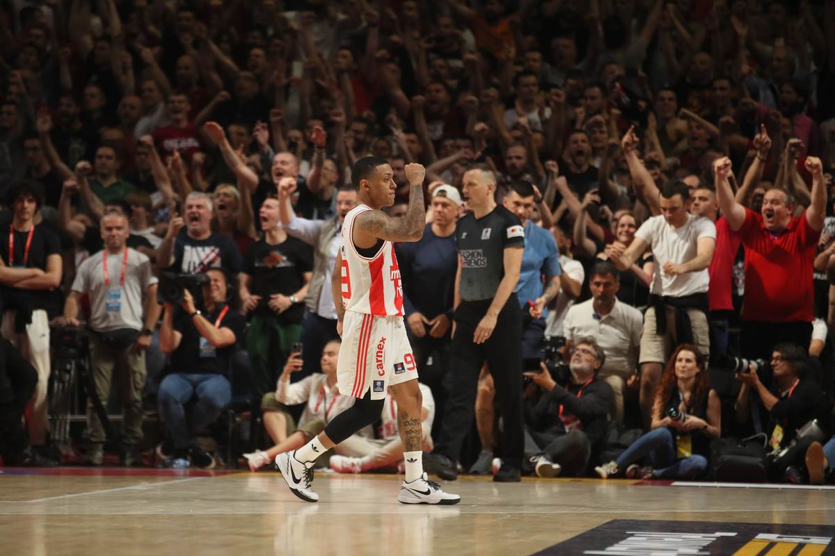 kk crvena zvezda kk partizan3.JPG