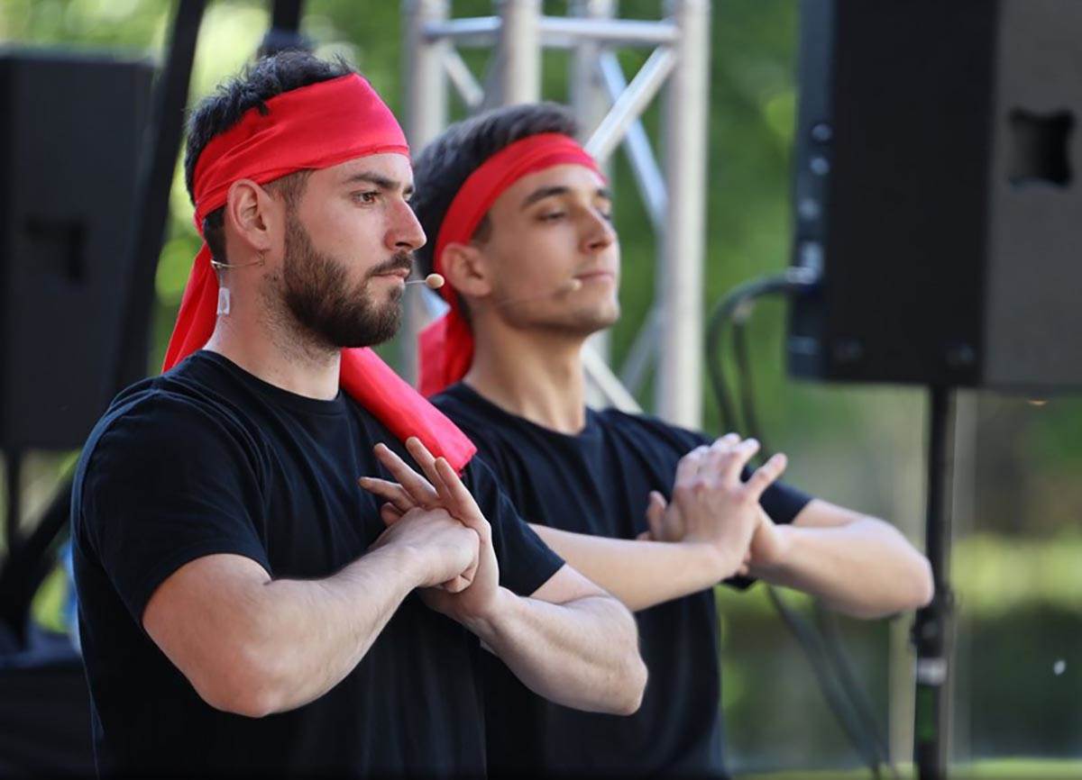 Screenshot_14 copy.jpg