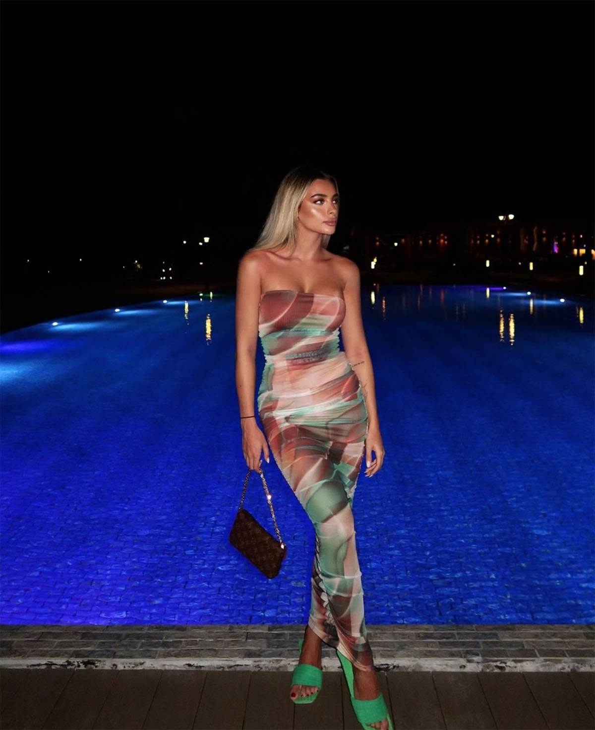 Veston Mekeni u vezi sa sestrom Davidea Fratezija