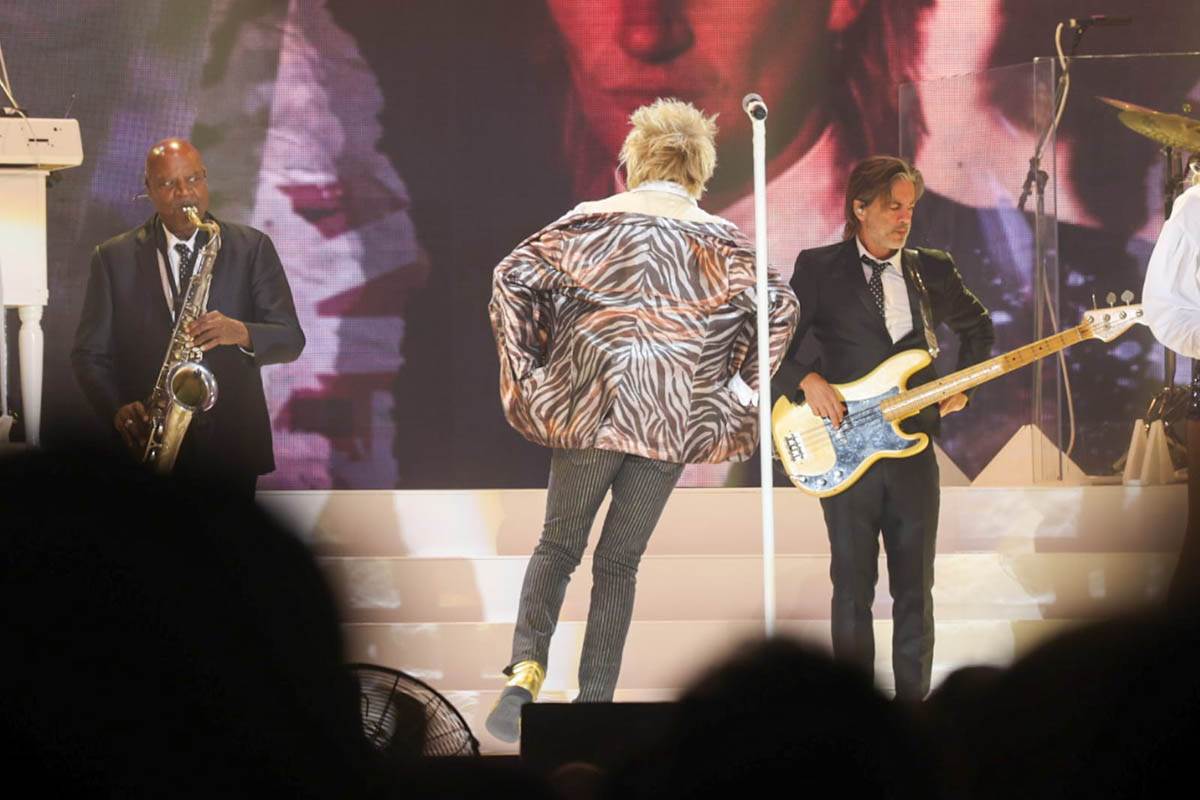 Rod Stjuart napravio spektakl mnoge poznate ličnosti došle su na koncert