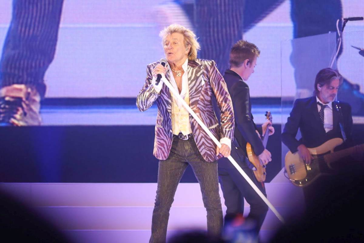 Rod Stjuart napravio spektakl mnoge poznate ličnosti došle su na koncert