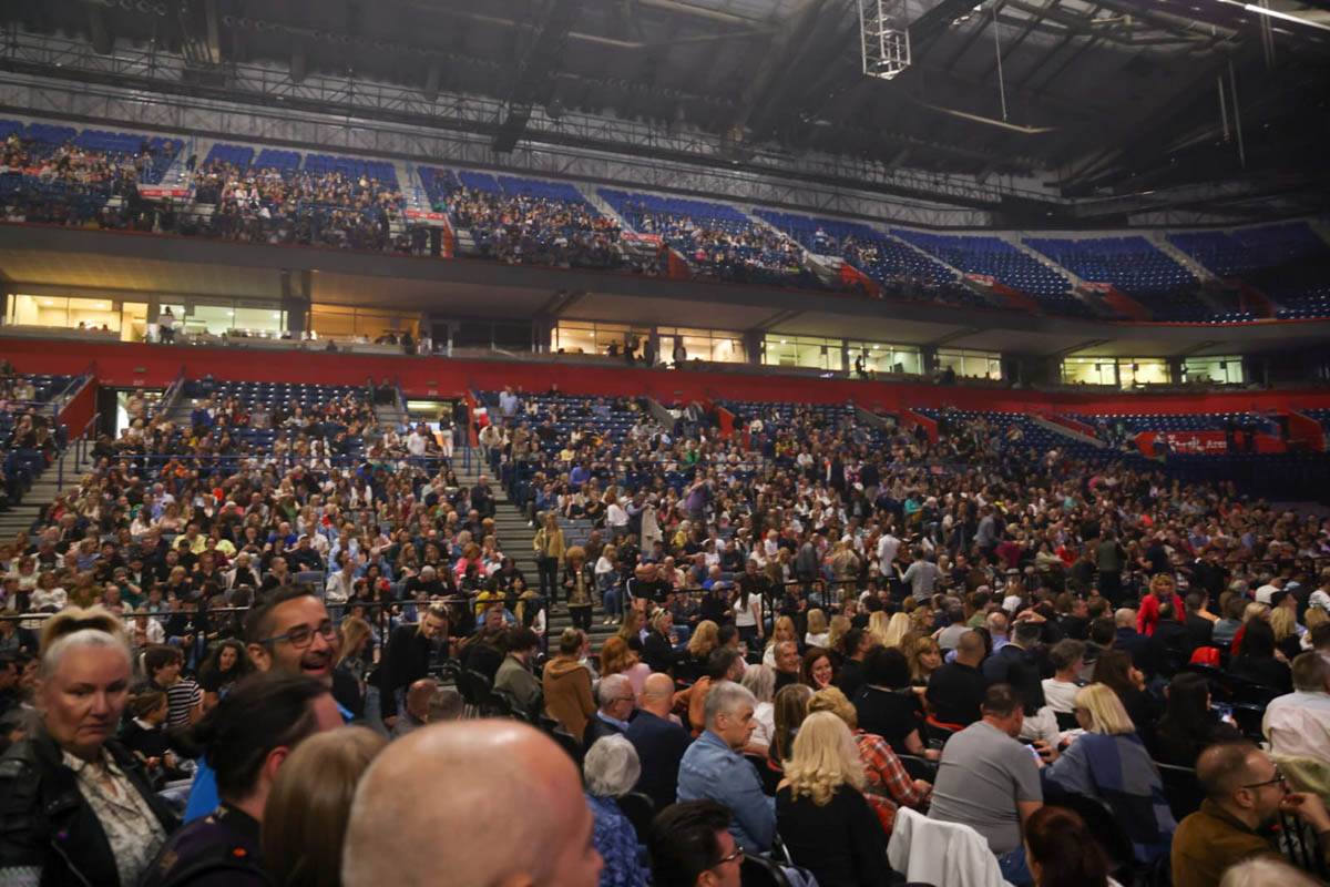 Rod Stjuart napravio spektakl mnoge poznate ličnosti došle su na koncert