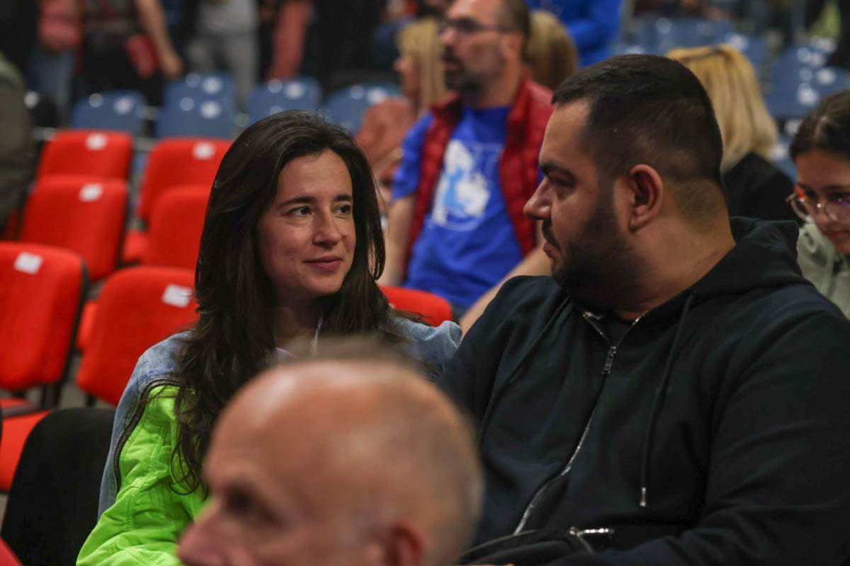 Rod Stjuart napravio spektakl mnoge poznate ličnosti došle su na koncert