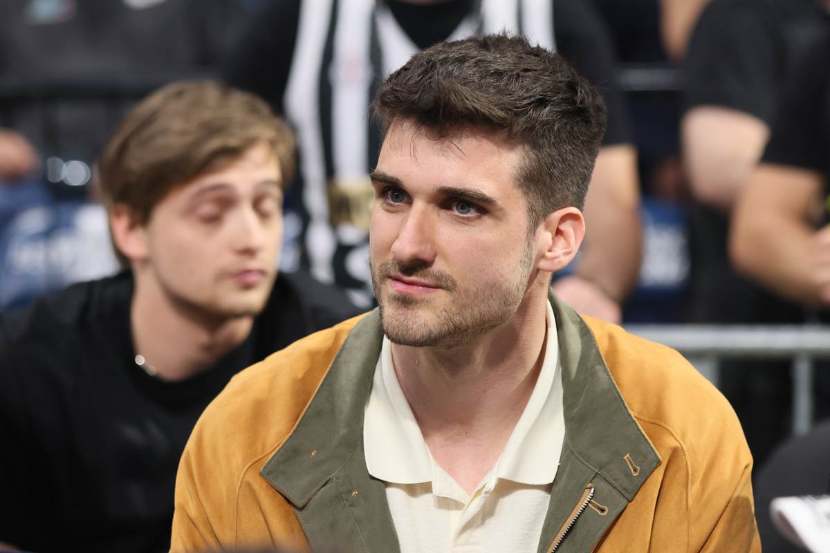 Crvena zvezda Partizan Košarka (2).JPG