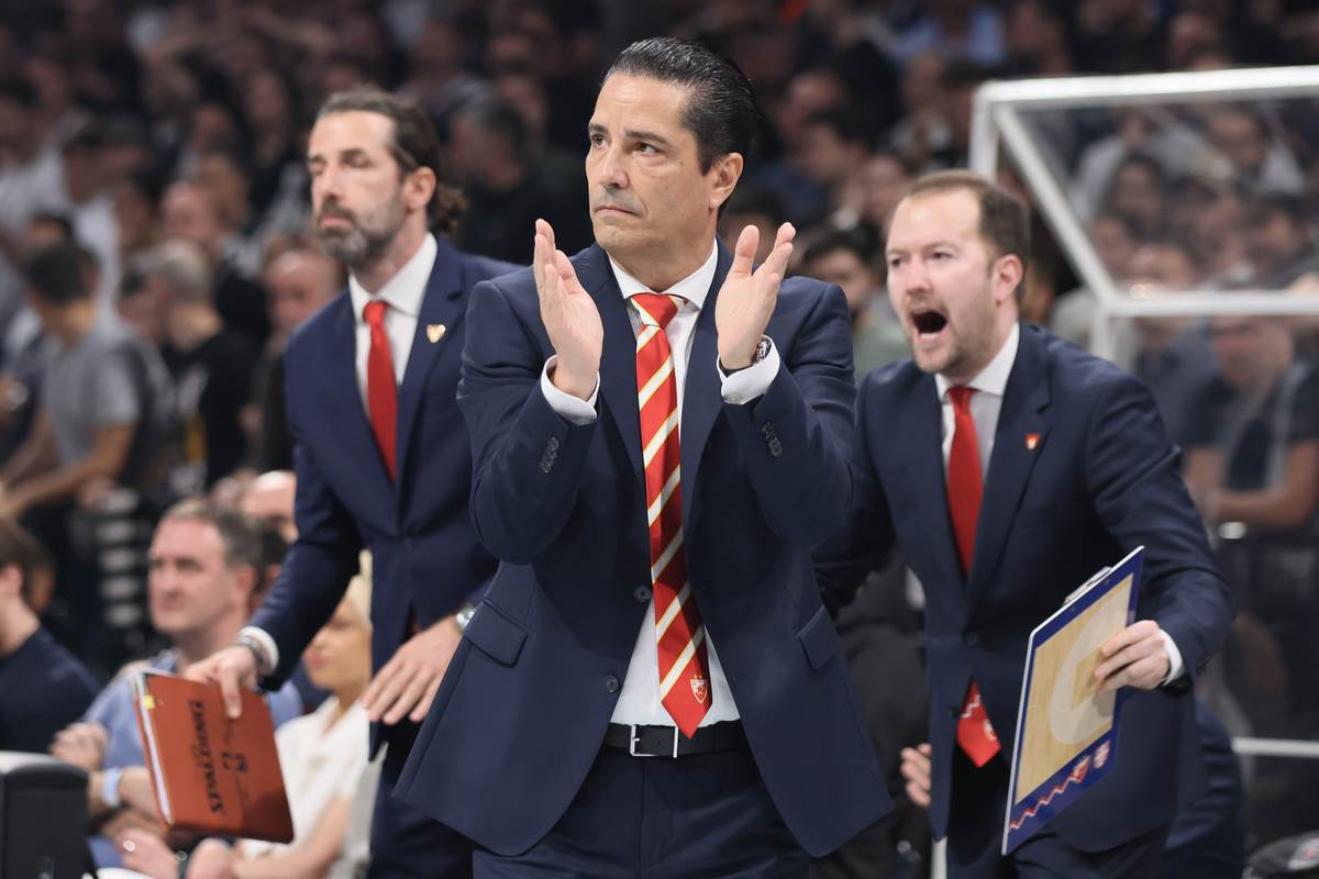 Crvena zvezda Partizan Košarka (2).JPG