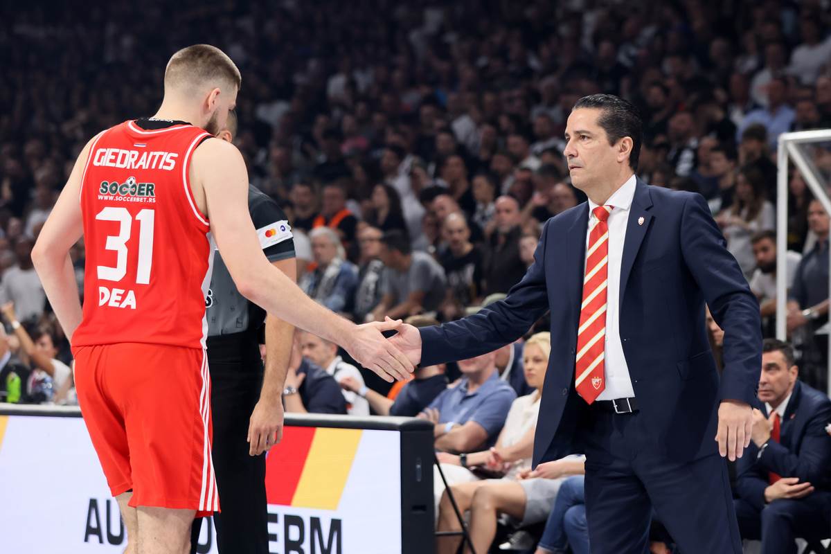 Crvena zvezda Partizan Košarka (10).JPG