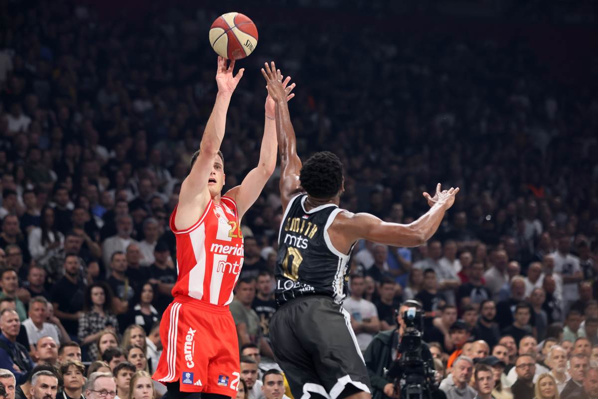 Crvena zvezda Partizan Košarka (6).JPG