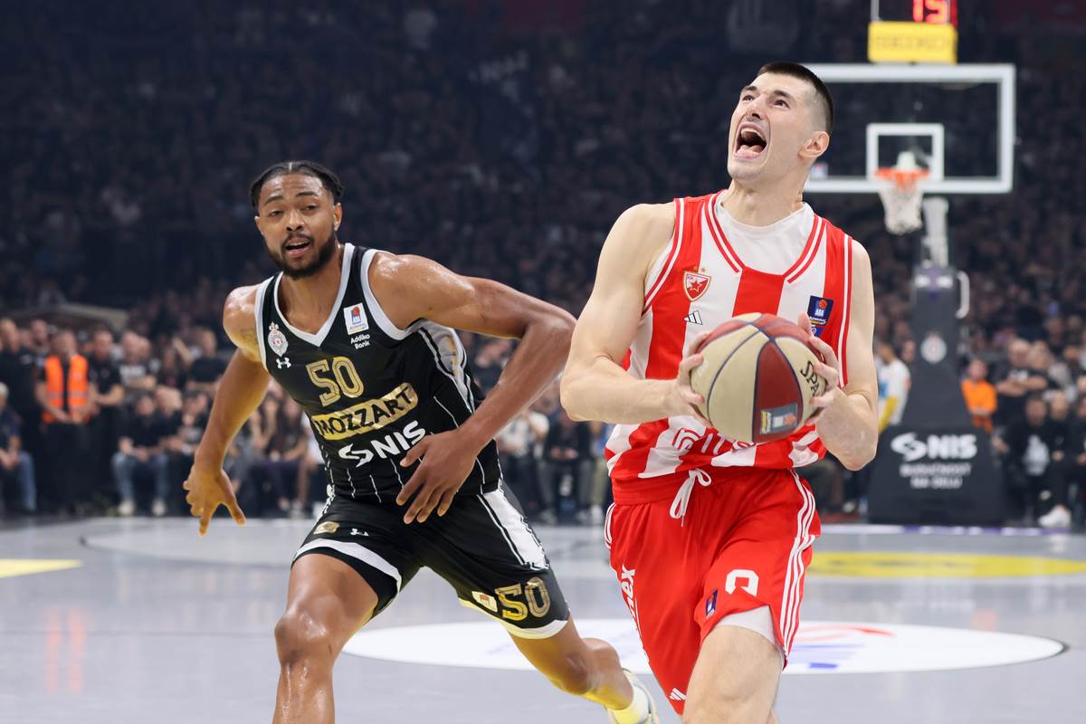 Crvena zvezda Partizan Košarka (4).JPG