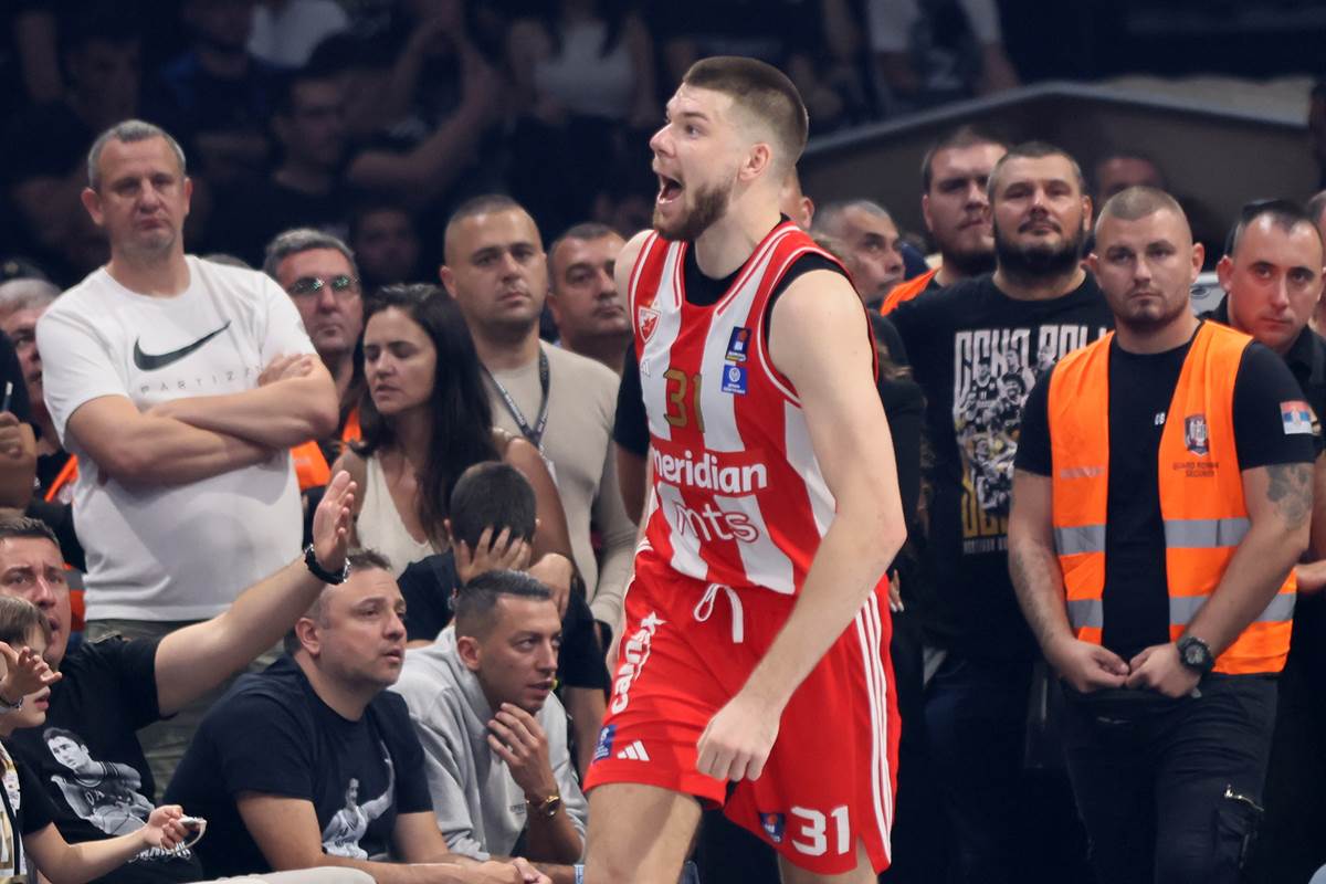 Crvena zvezda Partizan Košarka (2).JPG