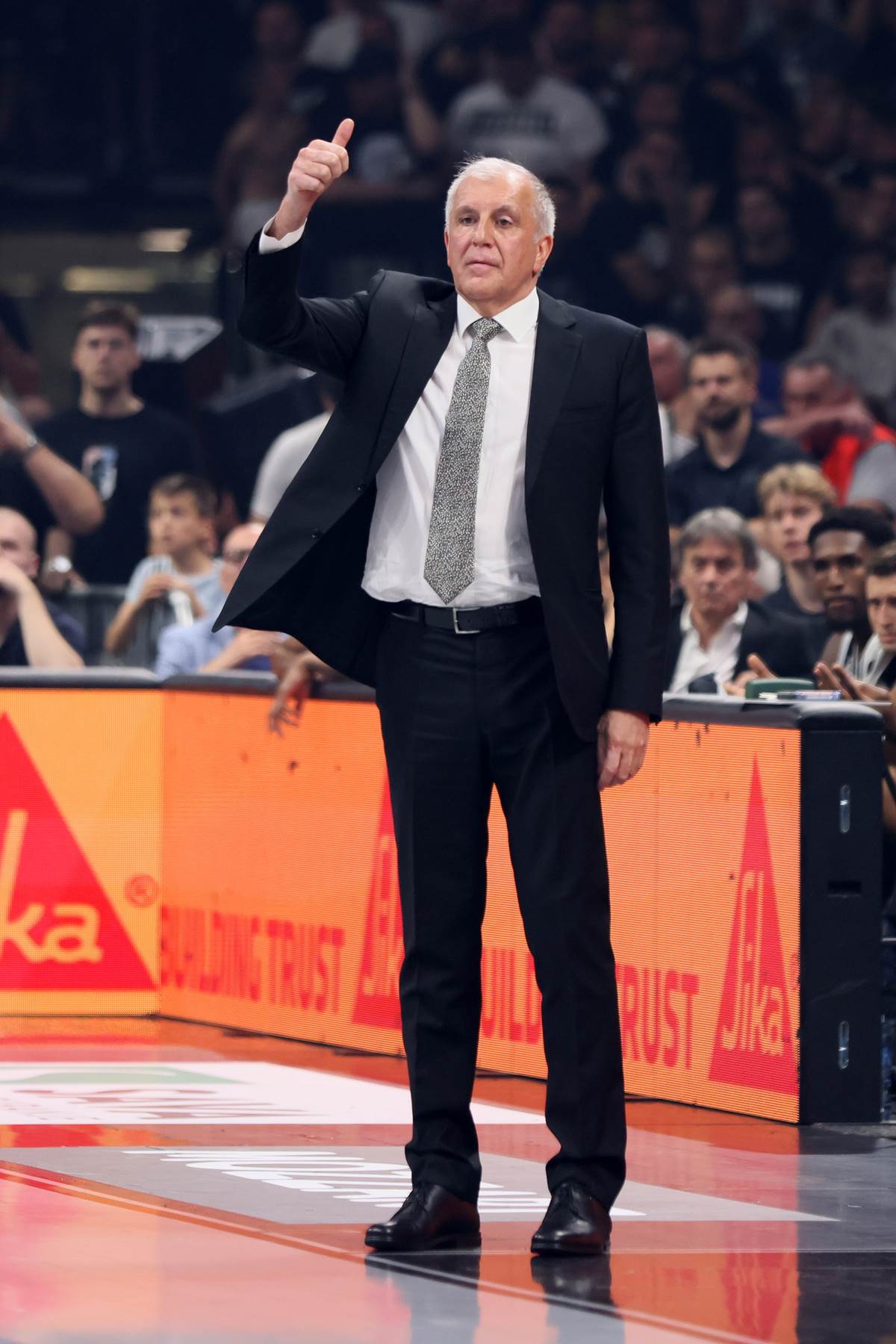 Crvena zvezda Partizan Košarka (3).JPG