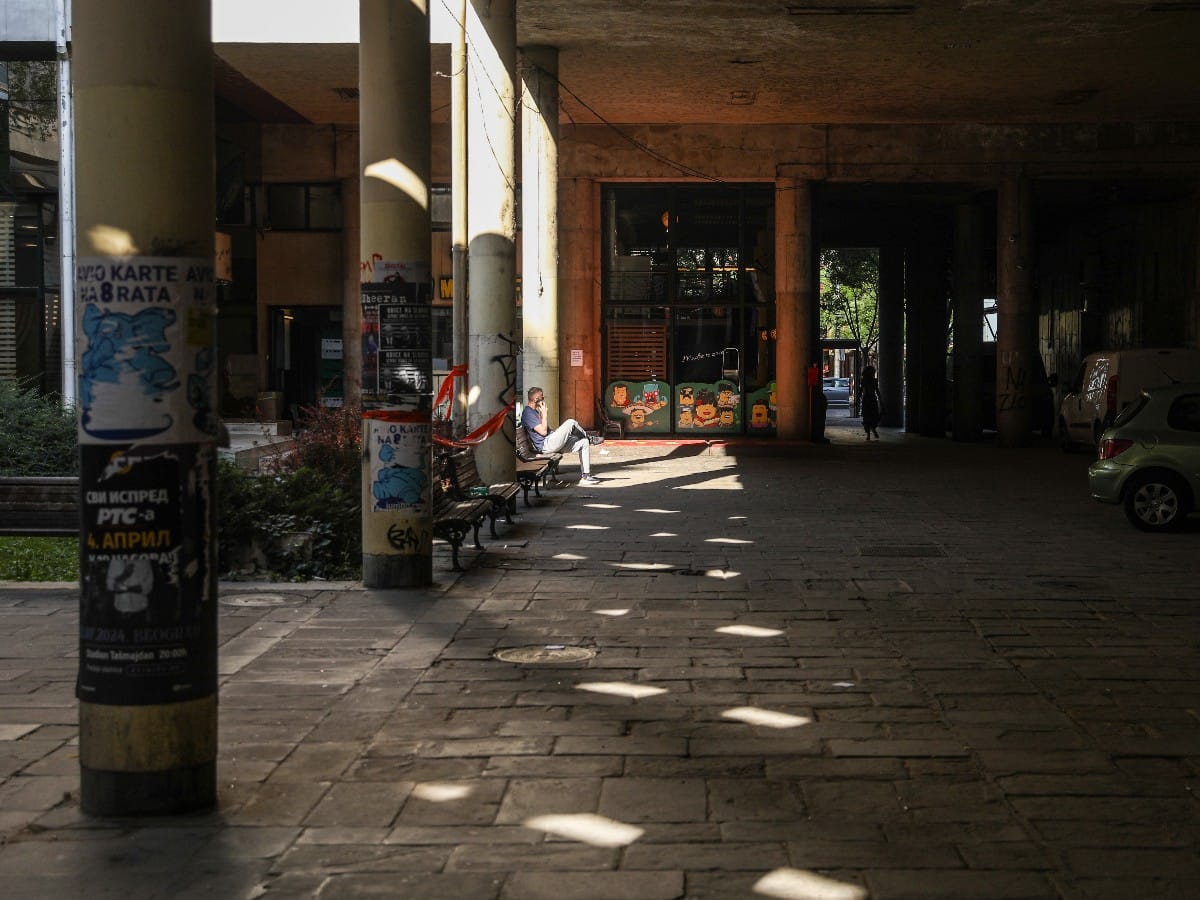 Bezistan urusava se plafon (9).jpg